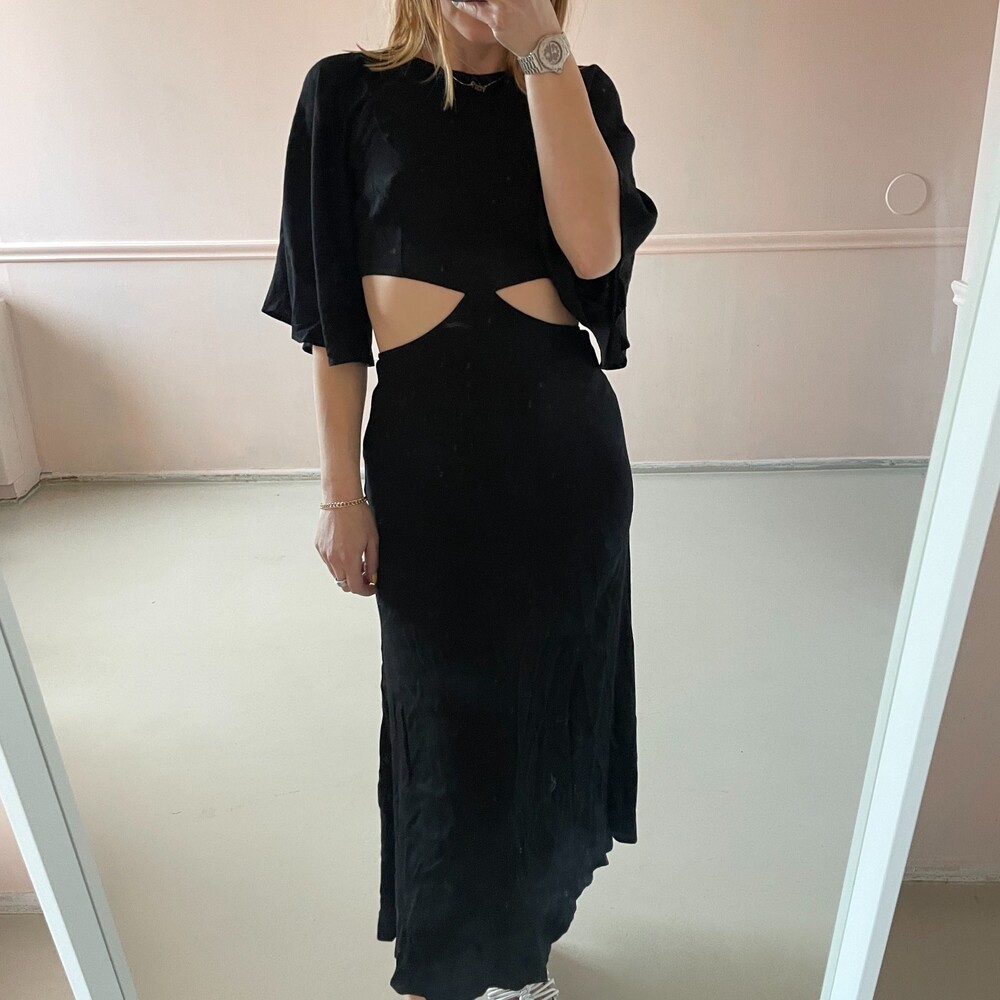 Reformation Cut Out Long Flowy Dress Black 2